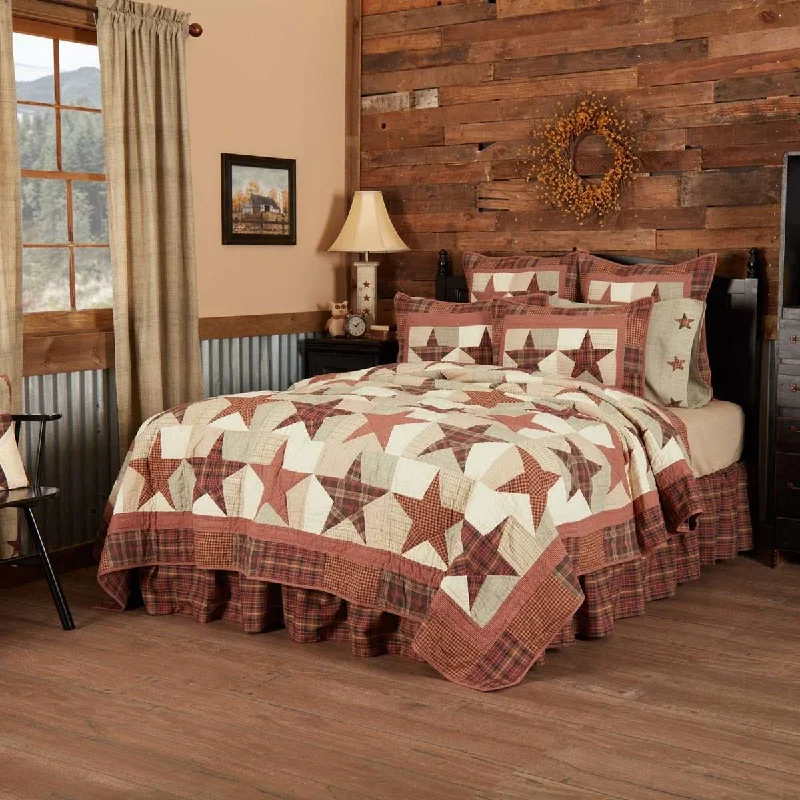 Abilene Star Luxury King Quilt 120Wx105L VHC Brands