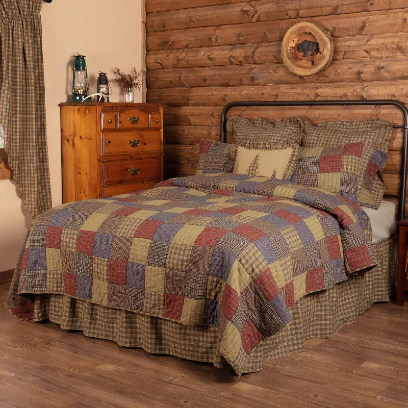 Cedar Ridge Luxury King Quilt 120Wx105L VHC Brands