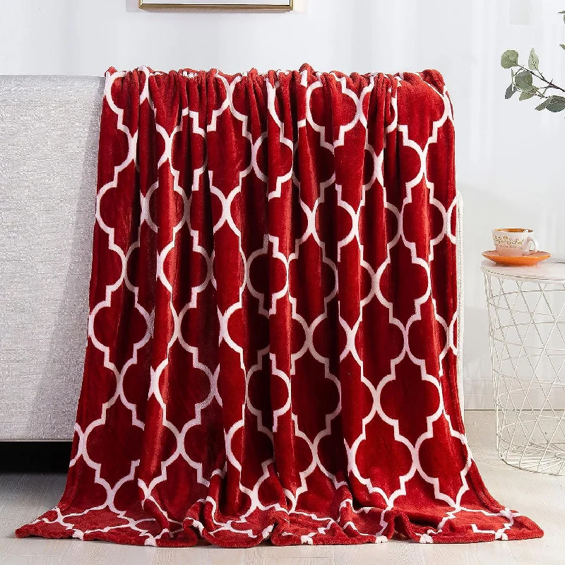 Quatrefoil Red