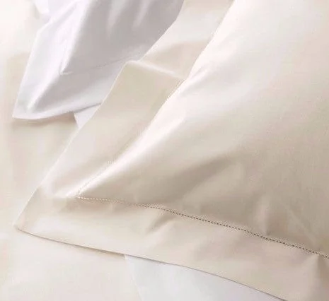 Key Largo Positano Hemstitch Easy-Care Bedding by Matouk