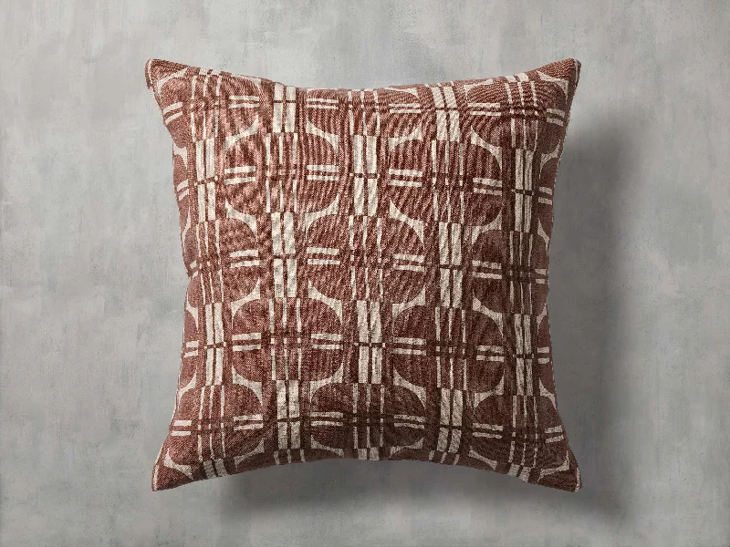 Lalli Pillow