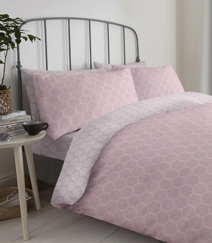 Lewis's Reversible Printed Bed In A Bag - Pink Honeycomb