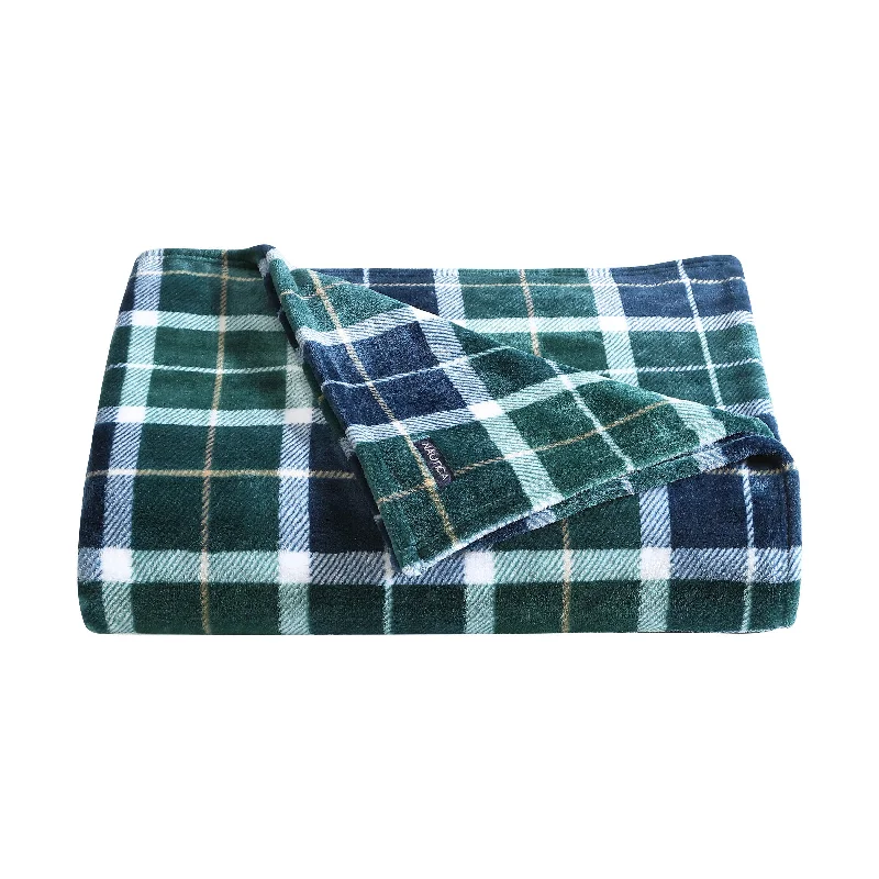 Nautica Northsail Plaid Navy Full/Queen Blanket